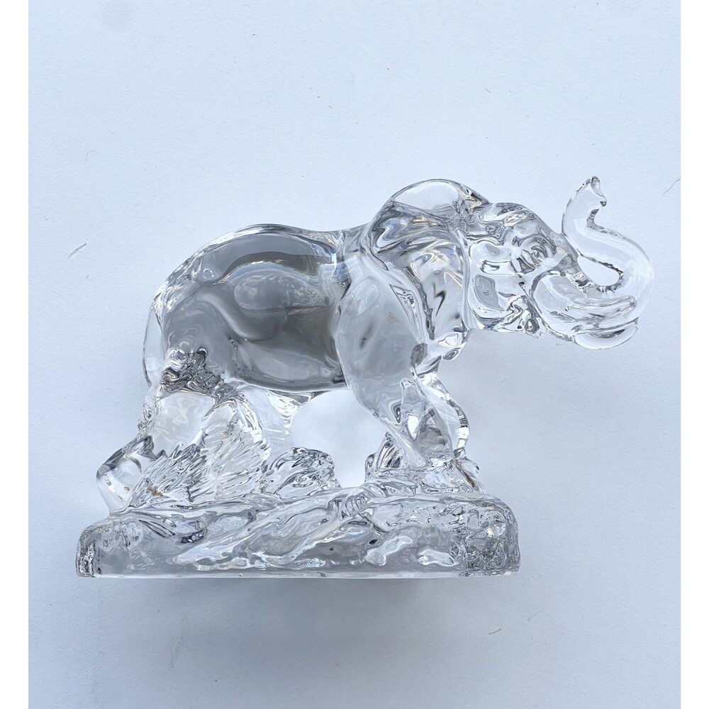 Princess House Wonders of the Wild 24% Lead Crystal Elephant Figurine Germany